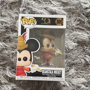 Funko Pop Beanstalk Mickey Vinyl Figure - Red and Brown